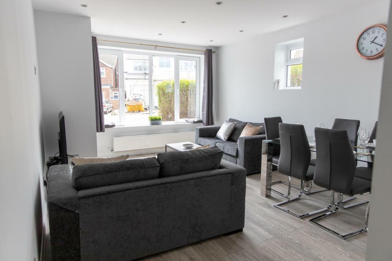London Northwick Park Serviced Apartments By Riis Property Harrow Exteriör bild