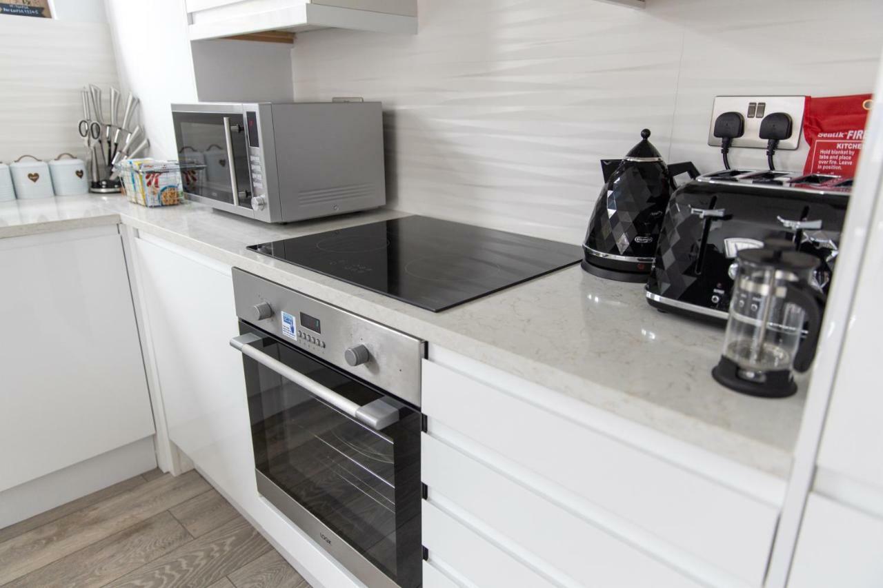 London Northwick Park Serviced Apartments By Riis Property Harrow Exteriör bild