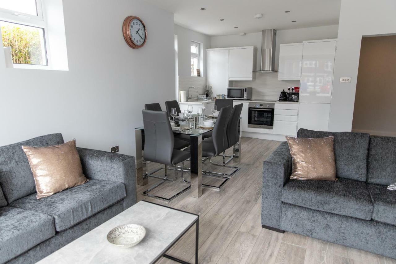 London Northwick Park Serviced Apartments By Riis Property Harrow Exteriör bild