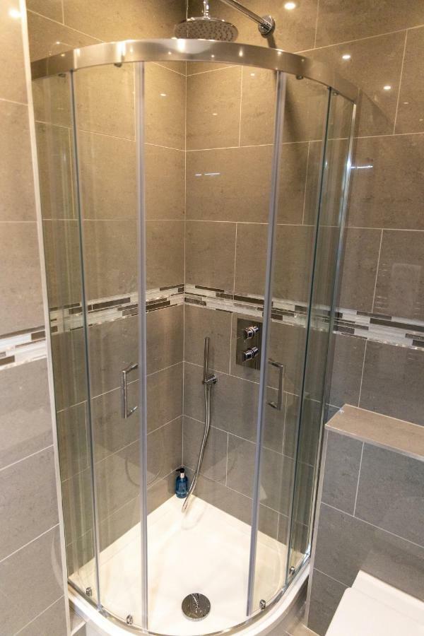 London Northwick Park Serviced Apartments By Riis Property Harrow Exteriör bild