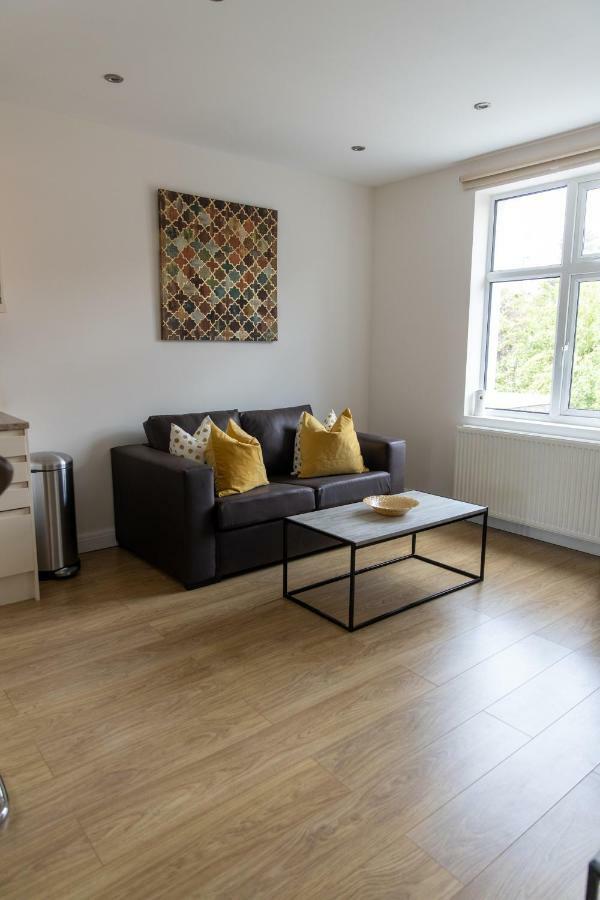 London Northwick Park Serviced Apartments By Riis Property Harrow Exteriör bild